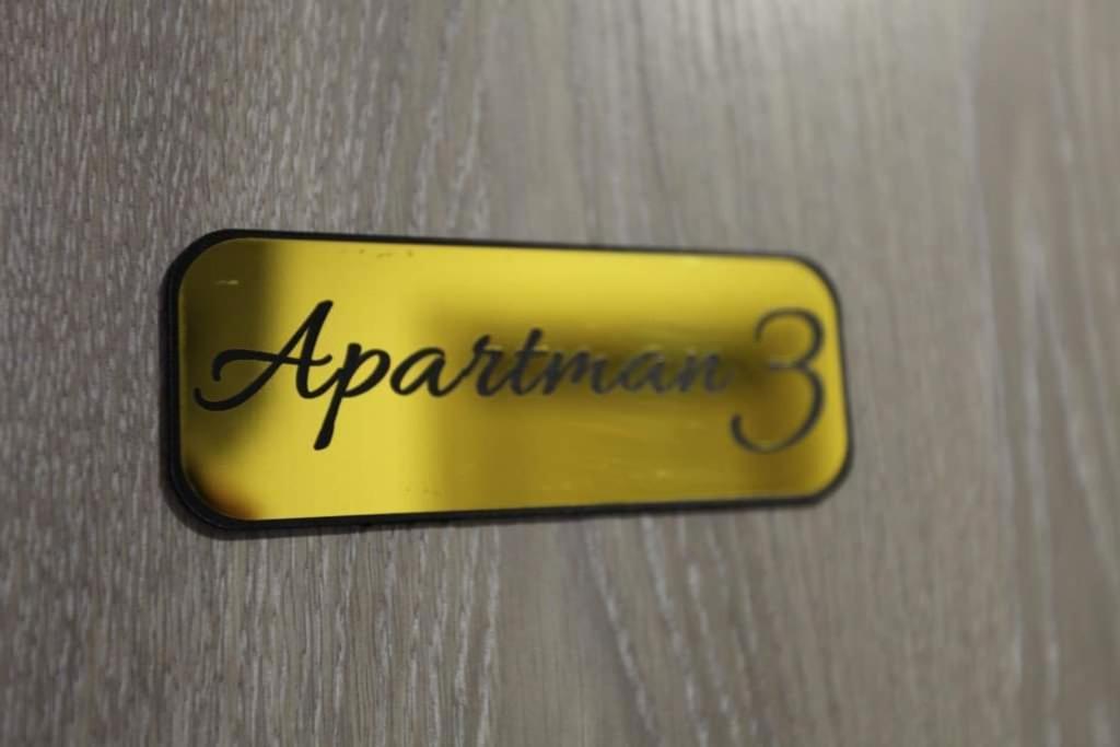 Apartmani Venecia Prozor المظهر الخارجي الصورة